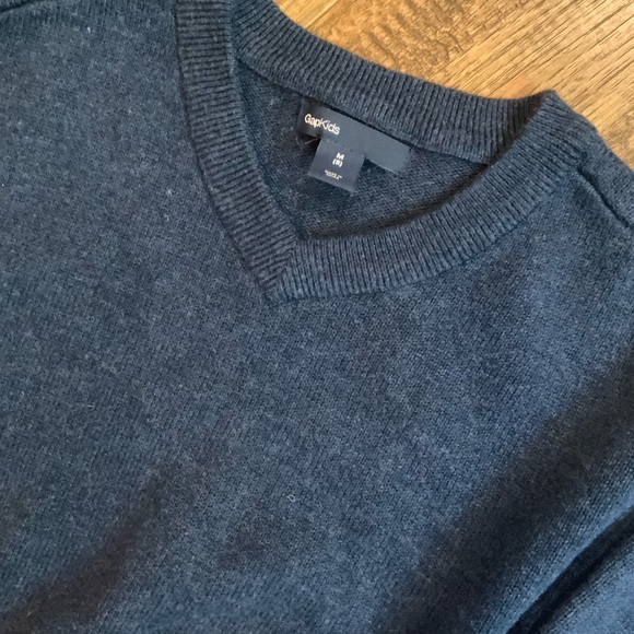 Boys sweater button down set. Size 8. - Picture 3 of 5